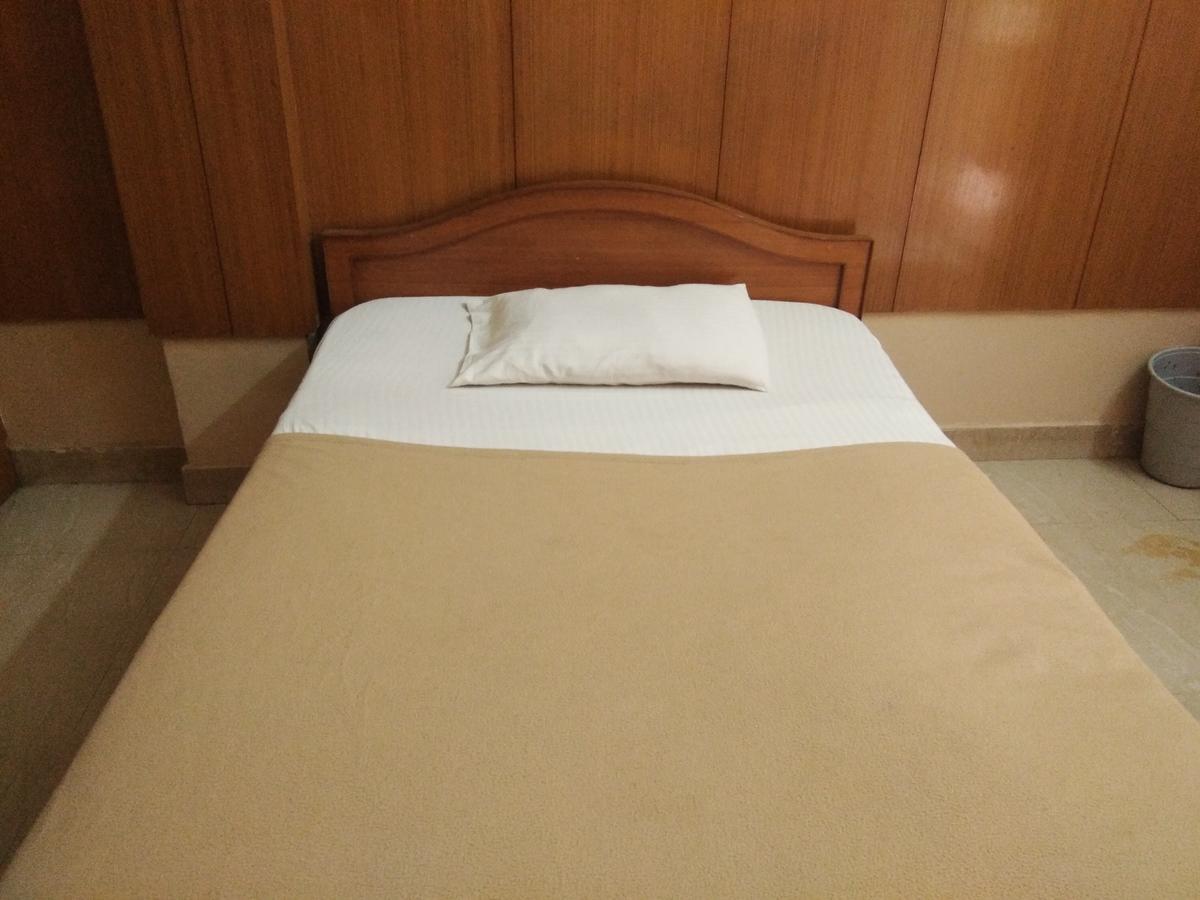 Veekay Tourist Home העיר בנגלור מראה חיצוני תמונה