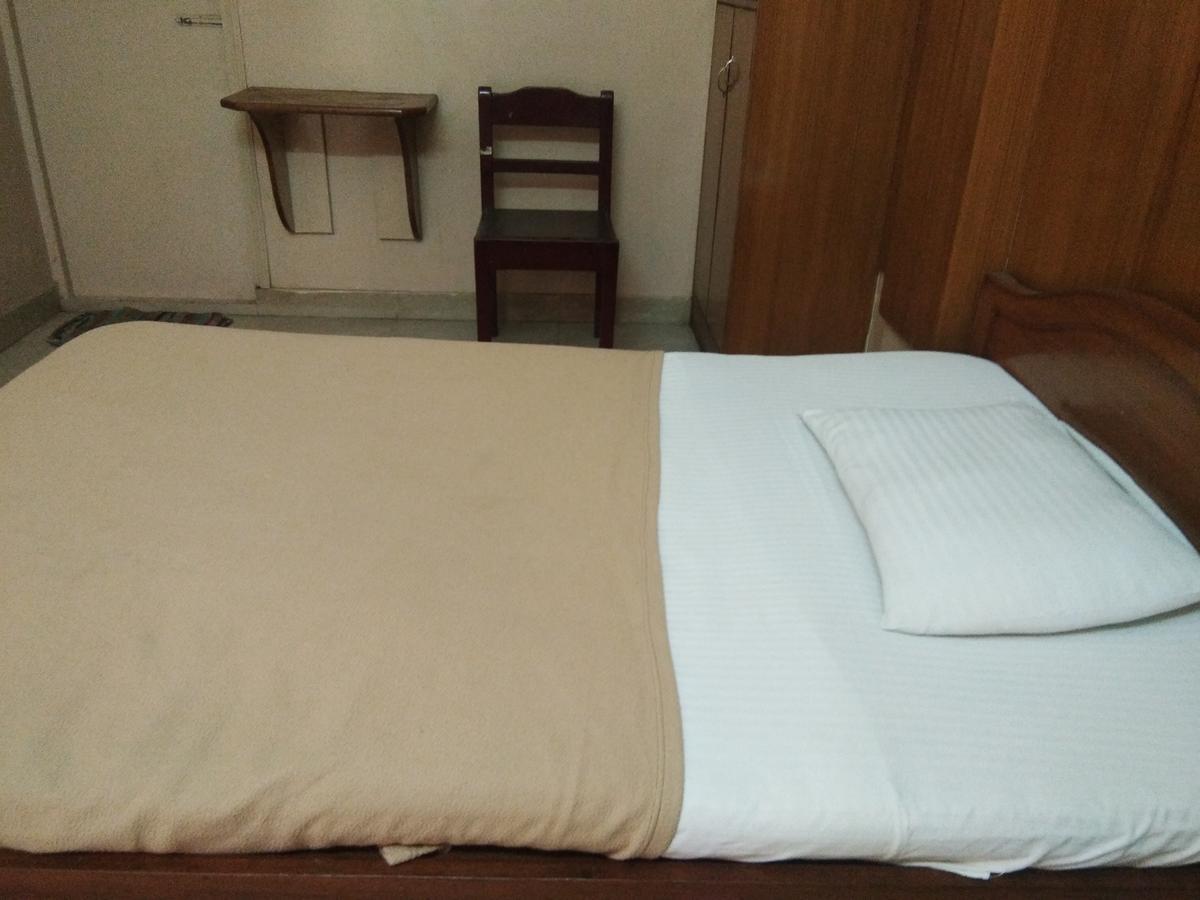 Veekay Tourist Home העיר בנגלור מראה חיצוני תמונה
